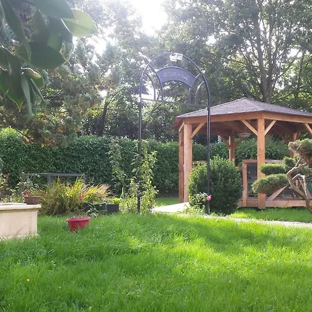 Le Relais Des Hirondelles Oda ve Kahvaltı