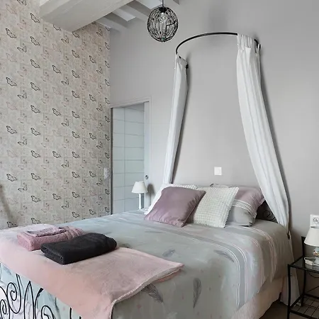 Le Relais Des Hirondelles 3*