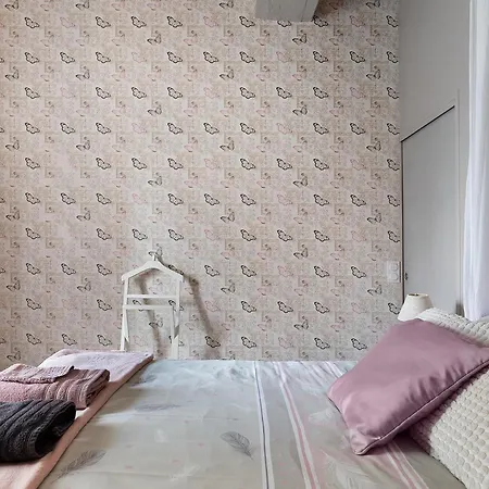 Oda ve Kahvaltı Le Relais Des Hirondelles Nyoiseau